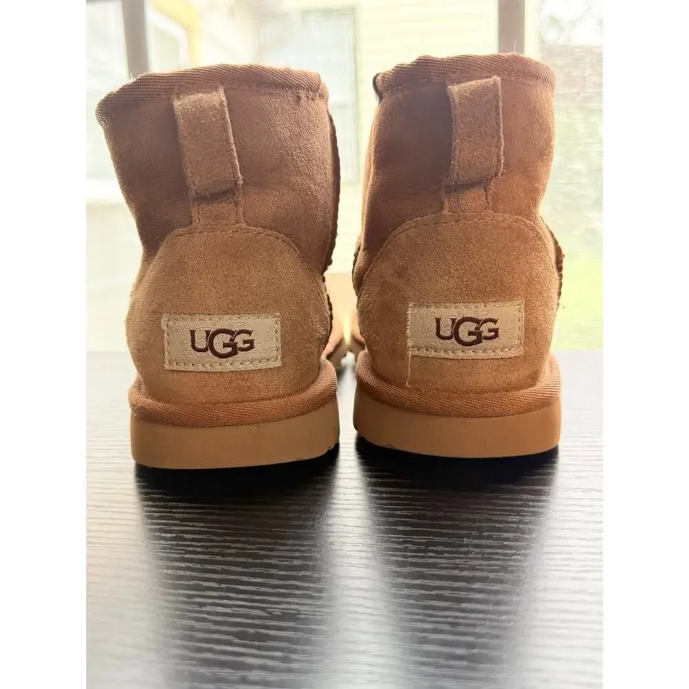 UGG Classic Mini 2 Chestnut Suede Sheepskin Boots Womens Size 4 Cozy Fuzzy
